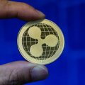 XRP тестує підтримку $1 на тлі сплеску ліквідацій лонгів