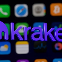 Kraken заявляє, що «dust-атака» з підсанкційного гаманця HTX заблокувала клієнтів