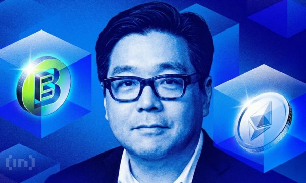 Tom Lee Uses BlackRock’s Bitcoin Report to Pitch Ethereum as AI’s Verification Layer Tom Lee Uses BlackRock’s Bitcoin Report to Pitch Ethereum as AI’s Verification Layer